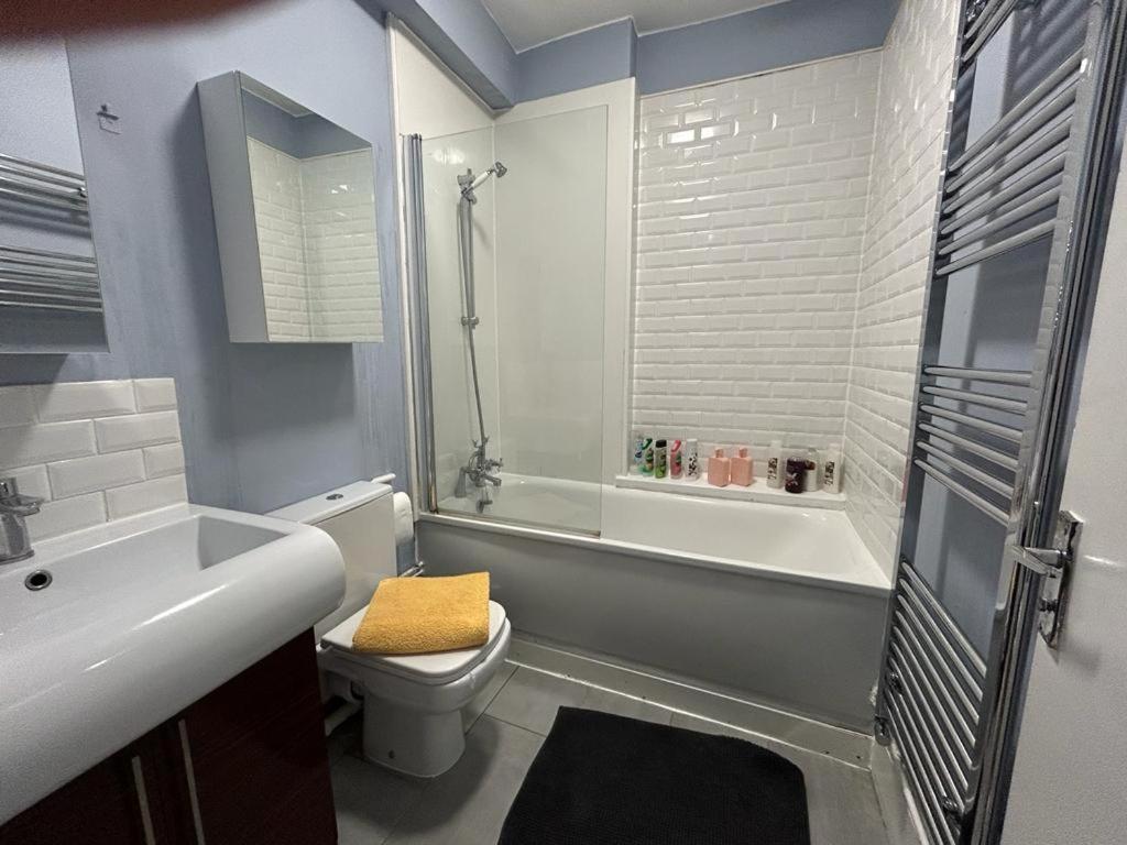 Bayswater Terraced 1 Bed New Apartment Ot London Eksteriør billede